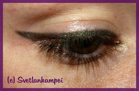 chanel celadon eyeliner swatch